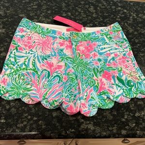 Lilly Pulitzer Buttercup Short Amalfi Blue Leaf It Wild - Size 4 - NWT